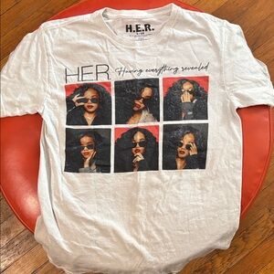 White Graphic Tee - Short Sleeve